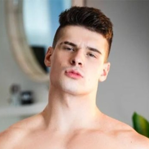 Arron W. profile photo