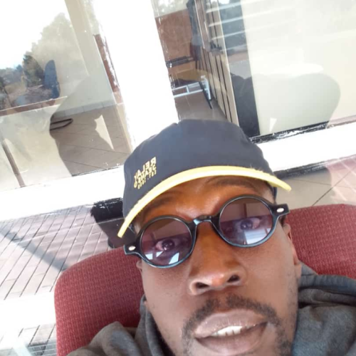 Lehlohonolo  L.