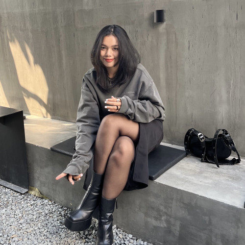 Sayuri M.