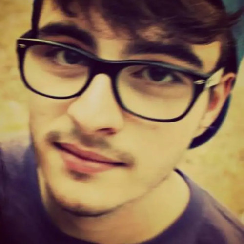 Pau S.