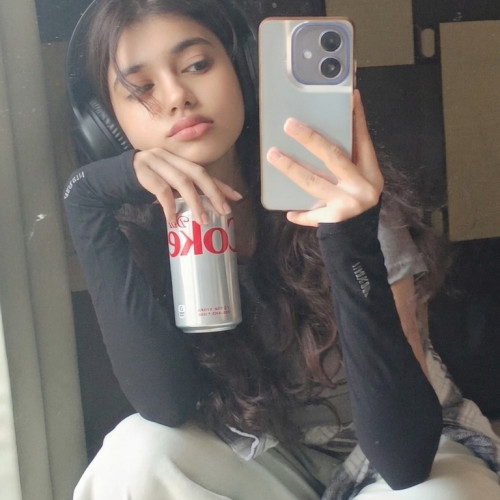 Elora S. profile photo