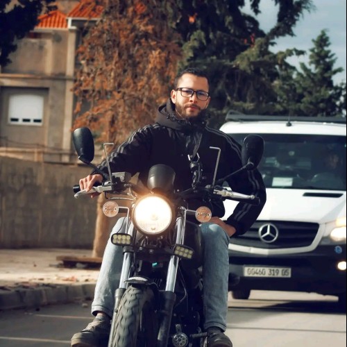 Sli M. profile photo