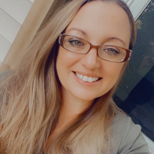 Laura L.