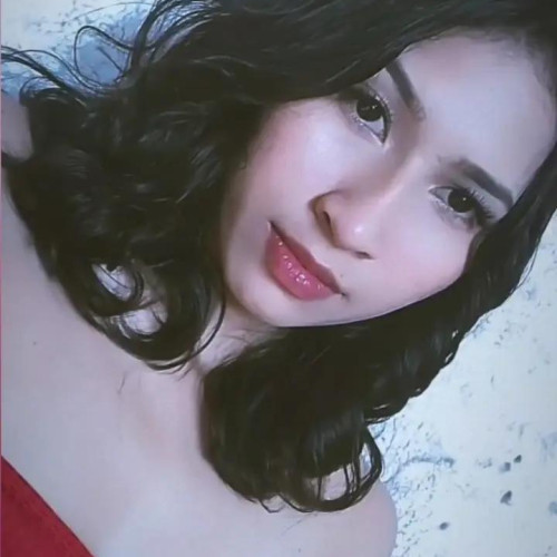 Adriana  L. profile photo