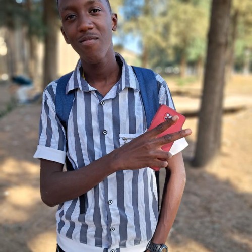 azzdin m. profile photo