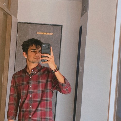 Deven v. profile photo