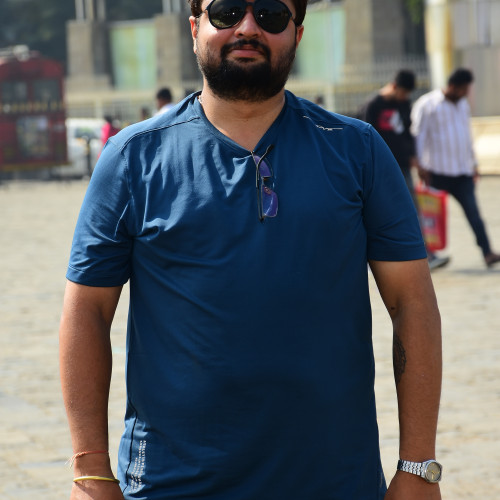 Shreyas H. profile photo