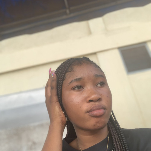 vee H. profile photo