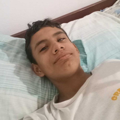 Maximiliano V.