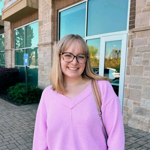 Izabelle N. profile photo