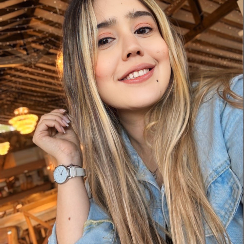 LAURA M. profile photo