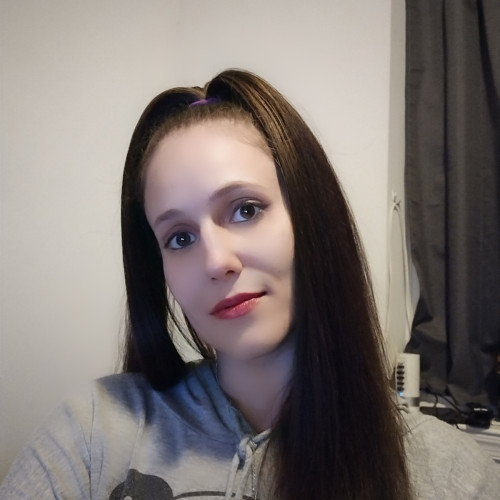 Luz K. profile photo