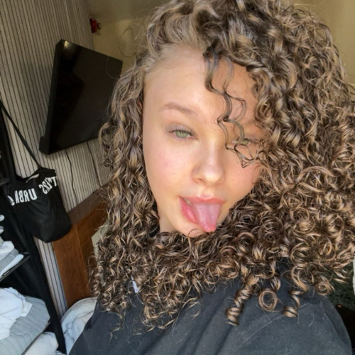 Mica L. profile photo