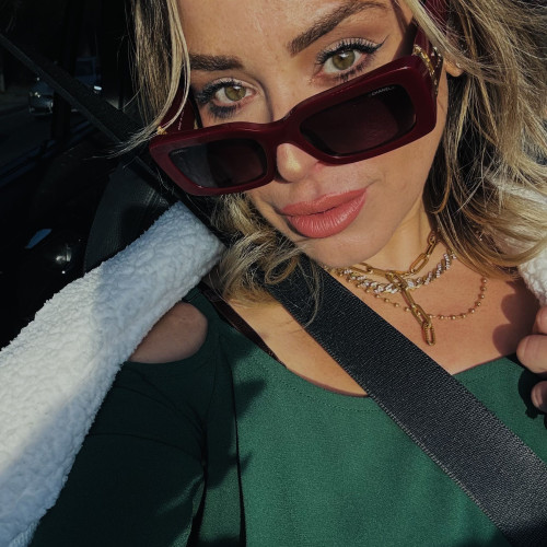 Zina a.