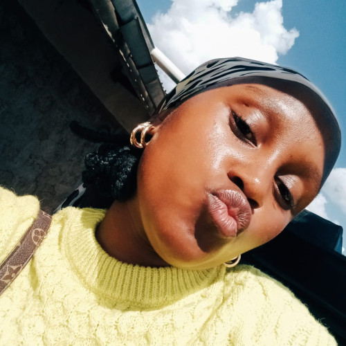 Esther M. profile photo