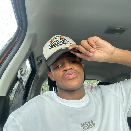 Kwazi S. profile photo