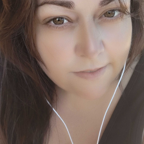 Evelia R. profile photo