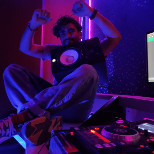 Mehdi C.