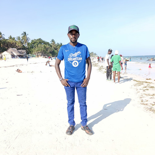 Alex M. profile photo