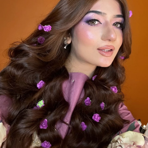 Rosiee R. profile photo