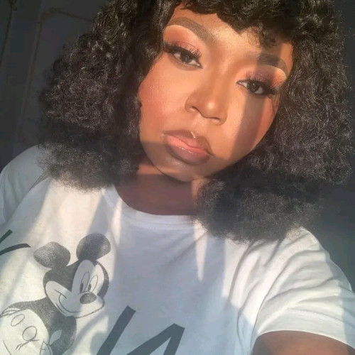 Queen  J. profile photo
