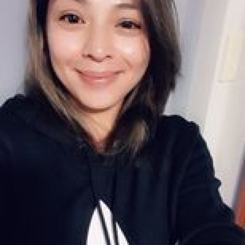 jen  D. profile photo