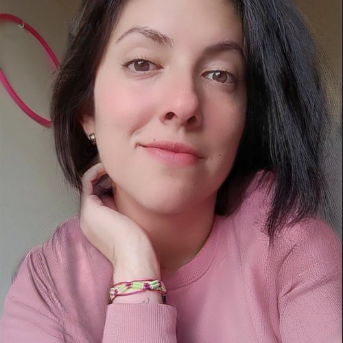 Carolina  F.