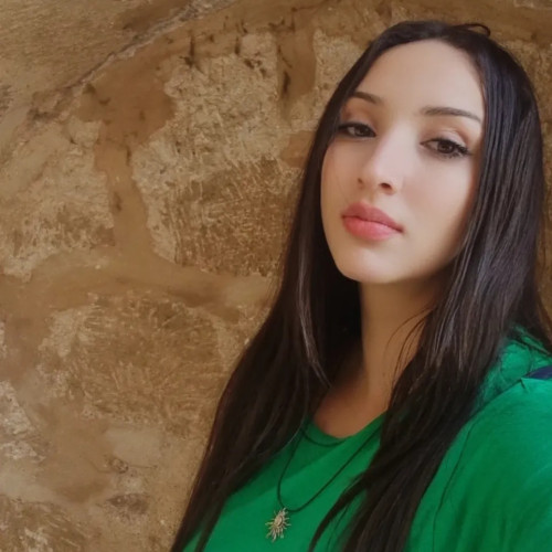 Dounia  B. profile photo