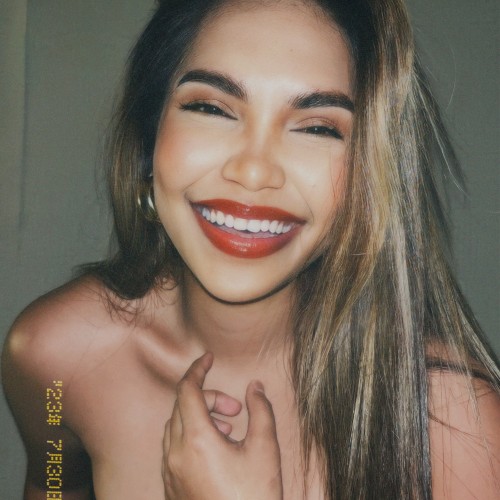 Kat L.