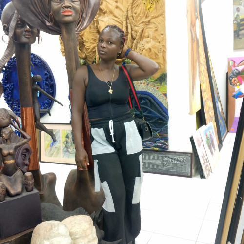 omobonike m. profile photo