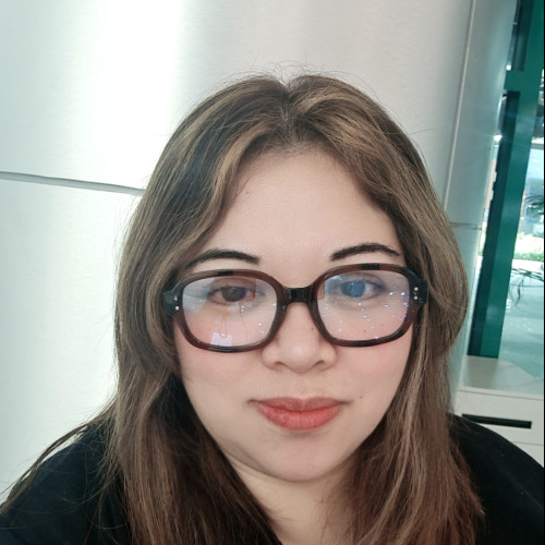 Mela G.