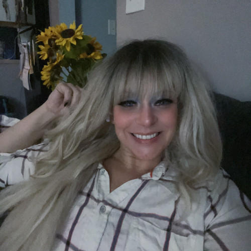 Shelly B. profile photo