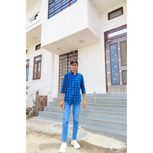 Keshav  R.