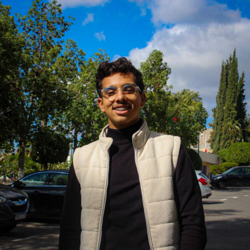 Othmane  R.
