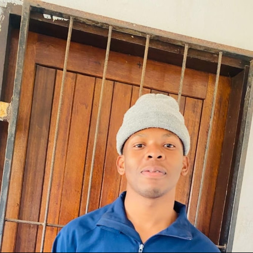 Mnqobi S. profile photo