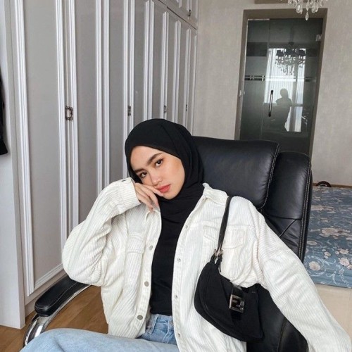 Hana M.