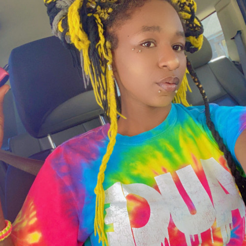 MaDom m. profile photo