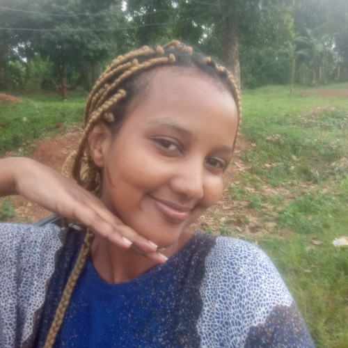 ESTHER  M. profile photo