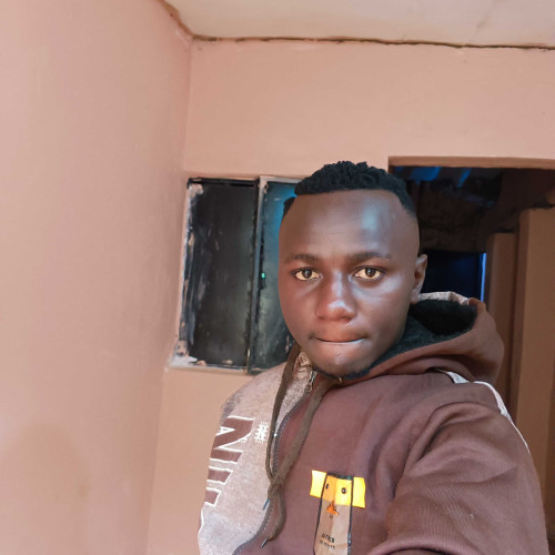 mugumya e. profile photo