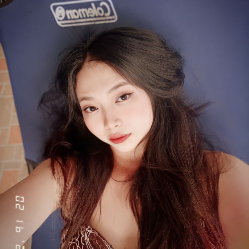 HONEY CLAIRE  B. profile photo
