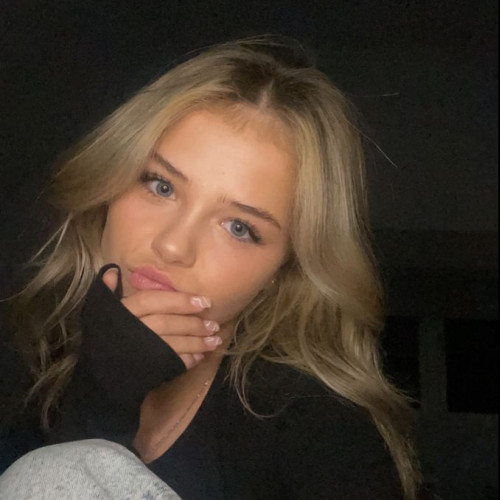 Alexa K.