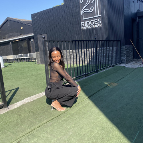 Essy K. profile photo