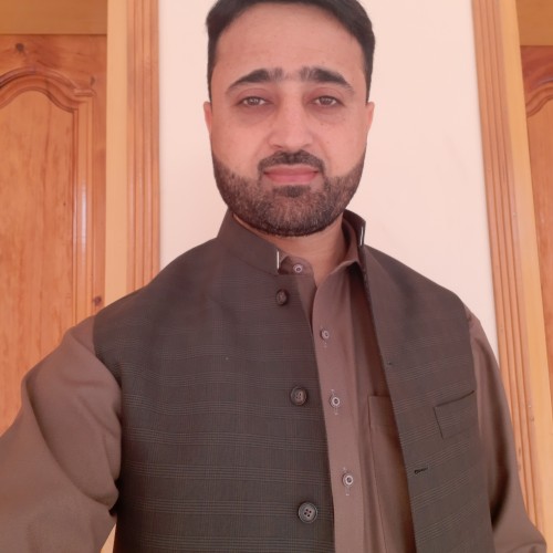 Yasir Q.