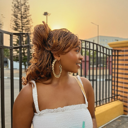 Deola W.
