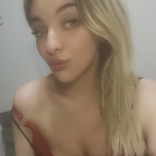 Bruna T. profile photo