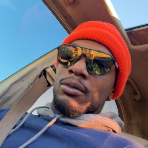 LaRon M. profile photo