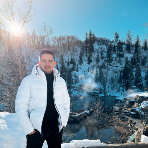 CAMILO V. profile photo