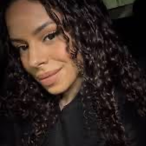 millie w. profile photo