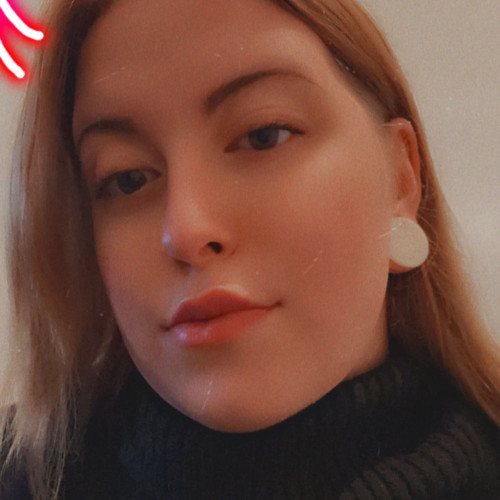larissa b. profile photo
