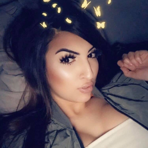 ariana g. profile photo
